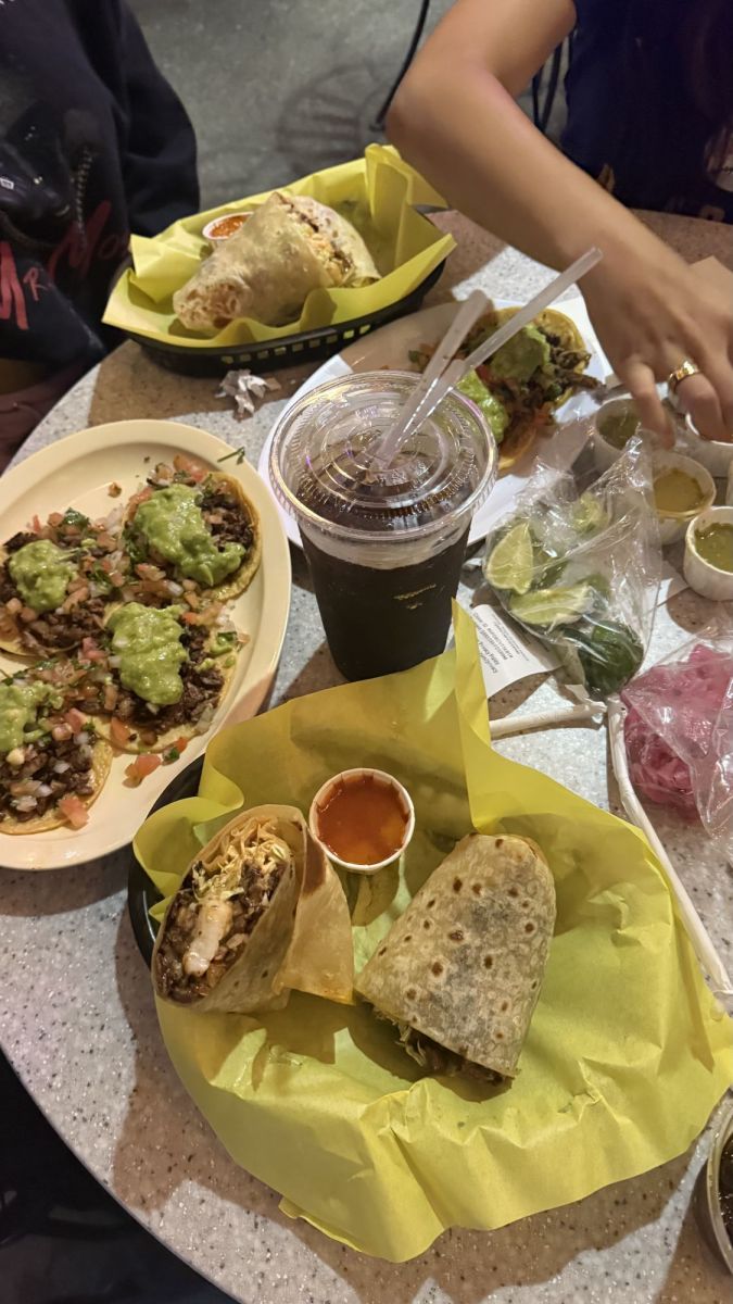 Los Tacos